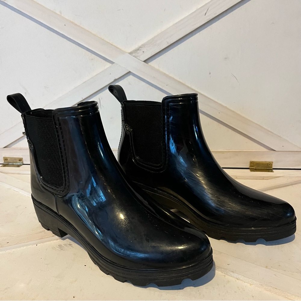 Seven7 Halifax Chelsea Rain Boots black rubber